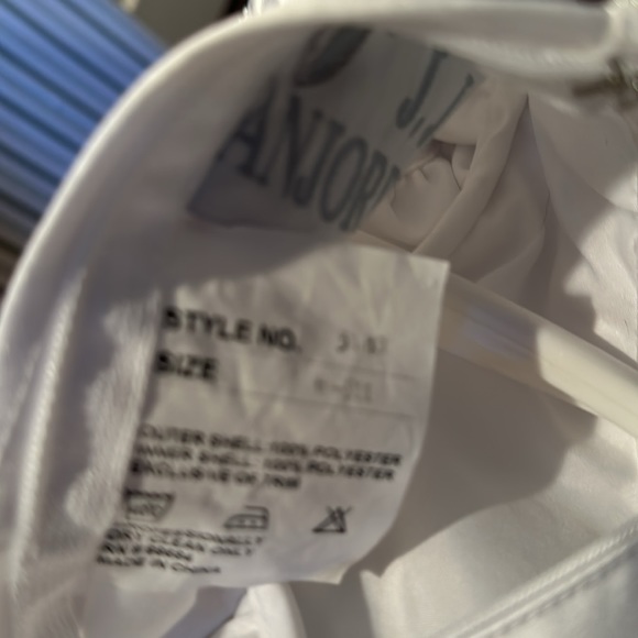 NEW gown w/delicate accents w/matching hat- christening/wedding-smoke free home - Picture 5 of 5